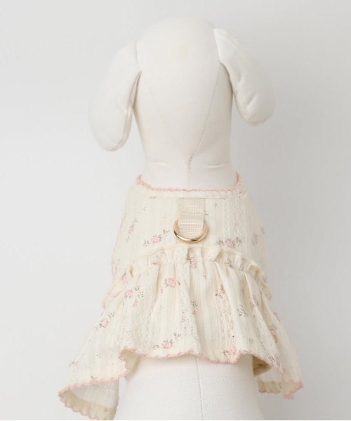 moncheri（モンシェリ）の「花柄フリルトップス風ハーネス+リードSET【保冷剤対応】（リード/ハーネス/首輪・レディース・ブルー/ピンク・L/M/S/XL）」の5枚目の写真