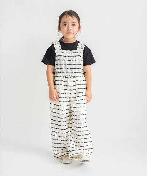 BRANSHES（ブランシェス）の「【おそろい】カットジャガードサロペット（サロペット/オーバーオール・キッズ・アイボリー/ブラック・90/130/140/150/100/120/110）」の4枚目の写真