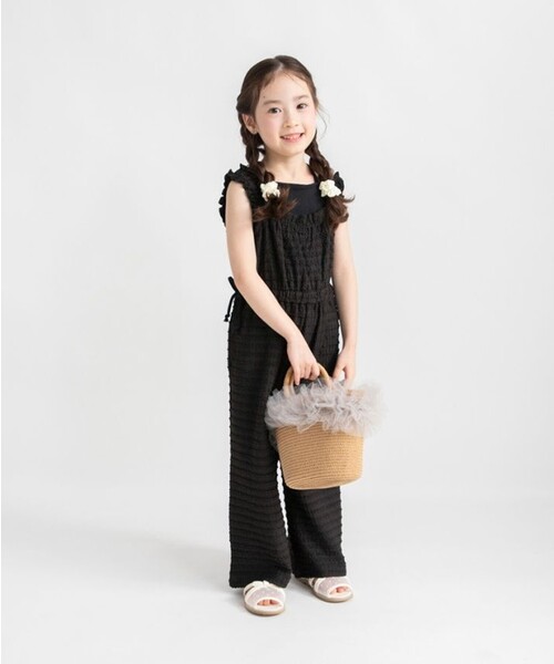 BRANSHES（ブランシェス）の「【おそろい】カットジャガードサロペット（サロペット/オーバーオール・キッズ・アイボリー/ブラック・90/130/140/150/100/120/110）」の15枚目の写真