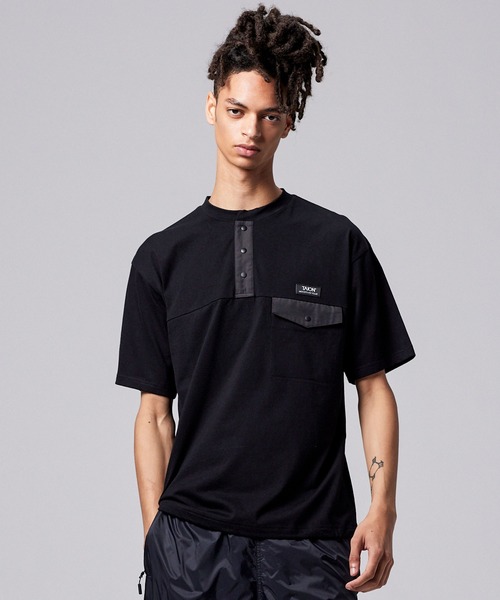 TAION（タイオン）の「【TAION(タイオン)】〈ユニセックス〉ノンダウン マウンテン ヘンリーネック ポケット Tシャツ（Tシャツ/カットソー・メンズ・ホワイト/ブラック系その他7/マスタード/ダークネイビー/その他6/ダークオリーブ/ダークパープル/カーキ/ダークグリーン・2XL/M/S/XL/L/3XL）」の16枚目の写真