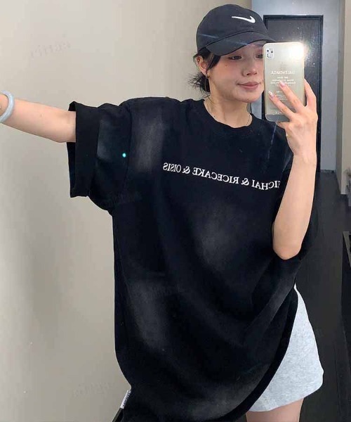 Dalfwin(ダールフィン)の「韓国ファッション FEICHAI英字ロゴウォッシュ加工半袖Tシャツ(Tシャツ/カットソー・レディース・ブラック/ブラウン・FREE)」の19枚目の写真