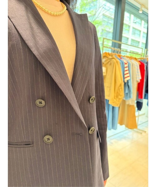 BROOKS BROTHERS(ブルックスブラザーズ)の「リネンブレンド ピンストライプ ダブル4ボタン ピークトラペルジャケット(テーラードジャケット・レディース・ネイビー・2/4/6)」の15枚目の写真