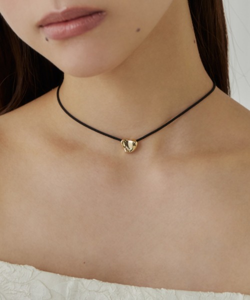 ciite' surgical stainless（シーテサージカルステンレス）の「【金属アレルギー対応】変形ハートメタルコードチョーカー サージカルステンレス（ネックレス・レディース・シルバー/ゴールド・FREE）」の2枚目の写真