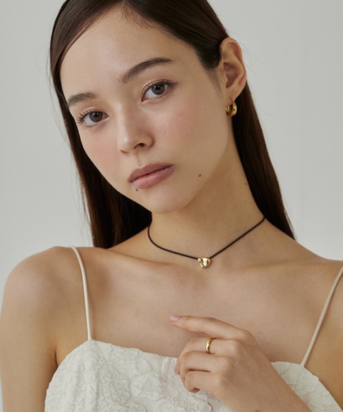 ciite' surgical stainless（シーテサージカルステンレス）の「【金属アレルギー対応】変形ハートメタルコードチョーカー サージカルステンレス（ネックレス・レディース・シルバー/ゴールド・FREE）」の3枚目の写真