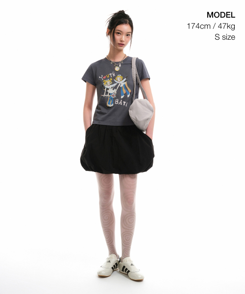 MUSINSA STANDARD WOMAN（ムシンサスタンダードウーマン）の「[ユースベース コラボ] ウィメンズ ツインガールズ Tシャツ [ダークグレー]（Tシャツ/カットソー・レディース・その他・SMALL/MEDIUM）」の2枚目の写真