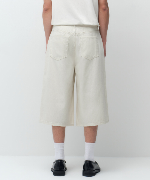 MUSINSA STANDARD（ムシンサスタンダード）の「リネンライクロングバミューダデニムパンツ[クリーム]（デニムパンツ・メンズ・その他・26/27/28/29/30/31/32/33/34/36/38/40/42）」の3枚目の写真