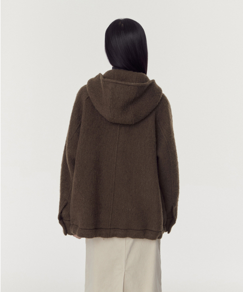 MUSINSA STANDARD WOMAN（ムシンサスタンダードウーマン）の「ウィメンズアルパカブレンドフードパーカーショートコート[ブラウン]（チェスターコート・レディース・その他・LARGE/MEDIUM/SMALL/X-SMALL）」の2枚目の写真