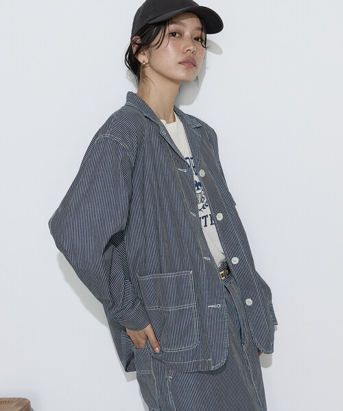 COMME CA Wardrobe(コムサワードローブ)の「ヒッコリー カバーオール(その他アウター・レディース・ホワイト/インディゴブルー・FREE)」の1枚目の写真