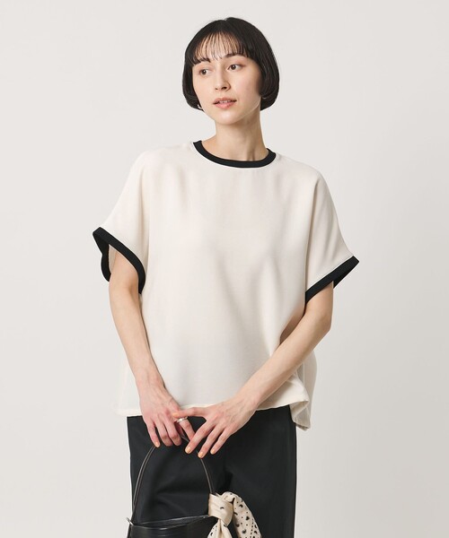 UNITED ARROWS(ユナイテッドアローズ)の「COMFY ドルマン ショートスリーブ ブラウス ‐防汚 UVカット ウォッシャブル‐(シャツ/ブラウス・レディース・ブラック/オフホワイト/ダークグレー・FREE)」の2枚目の写真