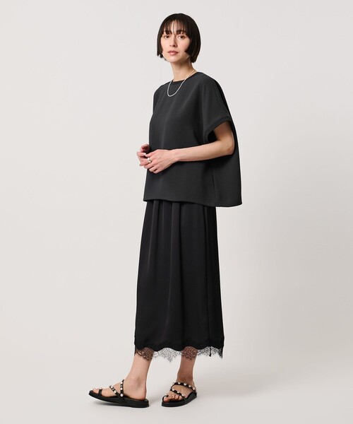 UNITED ARROWS(ユナイテッドアローズ)の「COMFY ドルマン ショートスリーブ ブラウス ‐防汚 UVカット ウォッシャブル‐(シャツ/ブラウス・レディース・ブラック/オフホワイト/ダークグレー・FREE)」の16枚目の写真