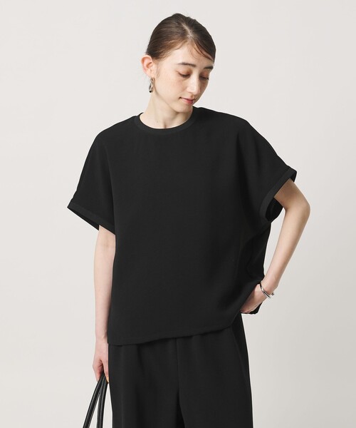 UNITED ARROWS(ユナイテッドアローズ)の「COMFY ドルマン ショートスリーブ ブラウス ‐防汚 UVカット ウォッシャブル‐(シャツ/ブラウス・レディース・ブラック/オフホワイト/ダークグレー・FREE)」の19枚目の写真