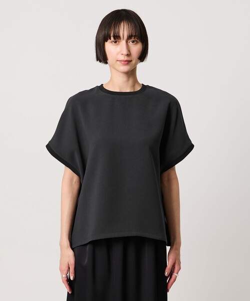 UNITED ARROWS(ユナイテッドアローズ)の「COMFY ドルマン ショートスリーブ ブラウス ‐防汚 UVカット ウォッシャブル‐(シャツ/ブラウス・レディース・ブラック/オフホワイト/ダークグレー・FREE)」の21枚目の写真