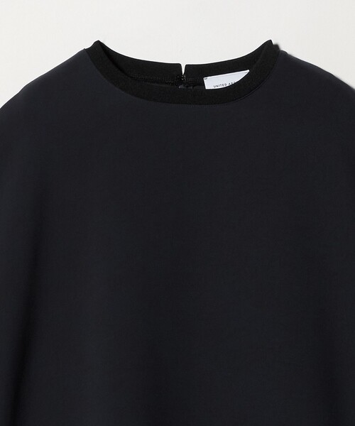 UNITED ARROWS（ユナイテッドアローズ）の「COMFY ドルマン ショートスリーブ ブラウス ‐防汚 UVカット ウォッシャブル‐（シャツ/ブラウス・レディース・ブラック/オフホワイト/ダークグレー・FREE）」の17枚目の写真