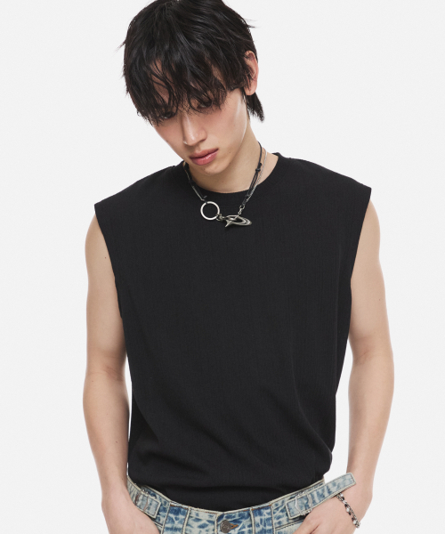 DNSR(ディーエヌエスアール)の「リラックススリーブレスブラック(Tシャツ/カットソー・メンズ・その他・LARGE/X-LARGE/MEDIUM)」の2枚目の写真