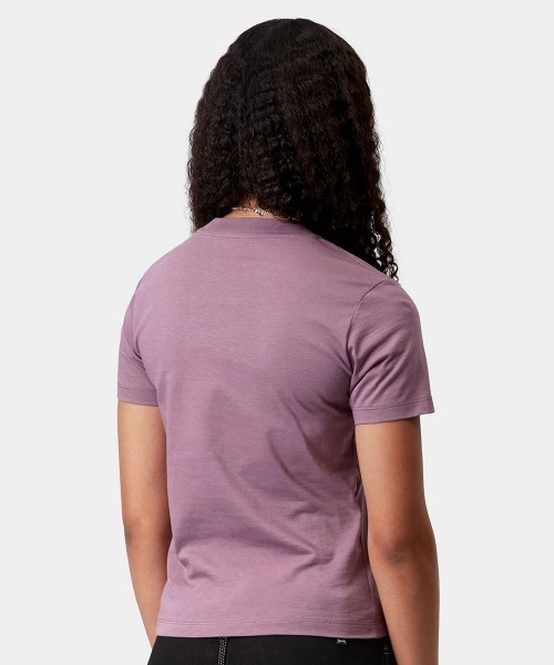 Carhartt WIP(カーハートダブリューアイピー)の「Carhartt WIP WOMEN'S S/S LUCA T-SHIRT(カーハートワークインプログレス ウィメンズショートスリーブルカTシャツ)(Tシャツ/カットソー・レディース・ホワイト/ブラック/パープル系・X-SMALL/SMALL)」の11枚目の写真