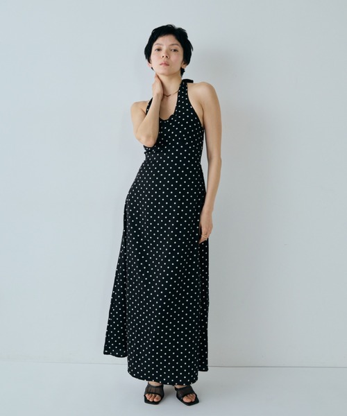 VION(ヴィオン)の「ドットホルダーネックドレス / Dot Halter Neck Dress(ワンピース・レディース・ホワイト/ブラック・FREE)」の4枚目の写真