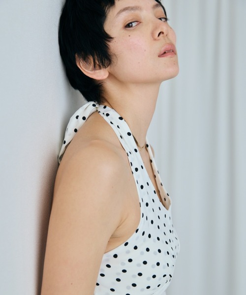 VION(ヴィオン)の「ドットホルダーネックドレス / Dot Halter Neck Dress(ワンピース・レディース・ホワイト/ブラック・FREE)」の15枚目の写真