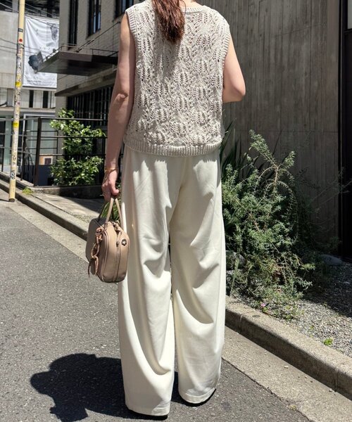 Jena espace merveilleux（ジェナ　エスパスメルヴェイユ）の「【高身長さん安心の丈感】ツイルカーブパンツ（その他パンツ・レディース・イエロー/アイボリー/ブラック・FREE）」の6枚目の写真