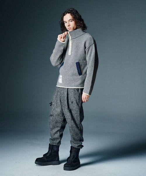 glamb（グラム）の「High Neck Half Zip Knit / ハイネックハーフジップニット（ニット/セーター・メンズ・ワイン/ホワイト・M/L）」の7枚目の写真