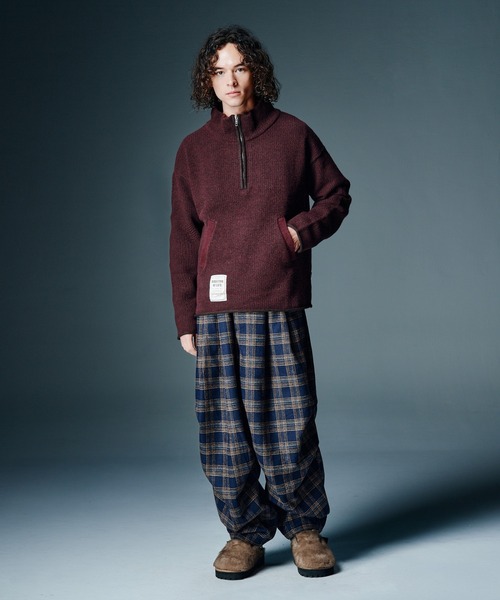 glamb（グラム）の「High Neck Half Zip Knit / ハイネックハーフジップニット（ニット/セーター・メンズ・ワイン/ホワイト・M/L）」の8枚目の写真