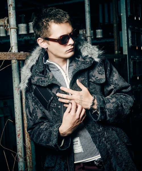 glamb（グラム）の「High Neck Half Zip Knit / ハイネックハーフジップニット（ニット/セーター・メンズ・ワイン/ホワイト・M/L）」の12枚目の写真