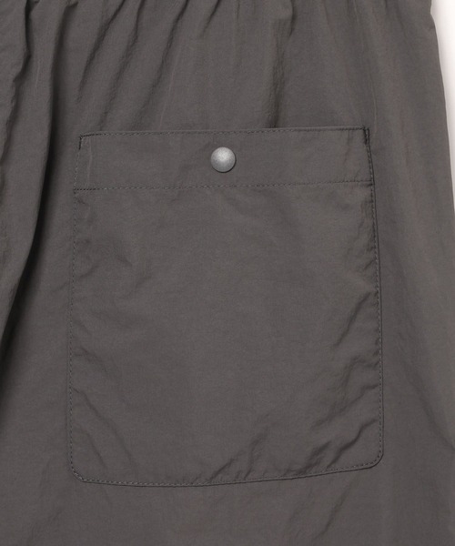 GEORGE'S(ジョージズ)の「【UNIVERSAL OVERALL】イージーカーゴショーツ(その他パンツ・メンズ・チャコールグレー/ライトグレー・MEDIUM/LARGE)」の11枚目の写真