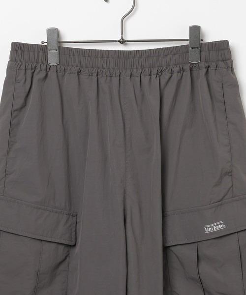 GEORGE'S(ジョージズ)の「【UNIVERSAL OVERALL】イージーカーゴショーツ(その他パンツ・メンズ・チャコールグレー/ライトグレー・MEDIUM/LARGE)」の5枚目の写真