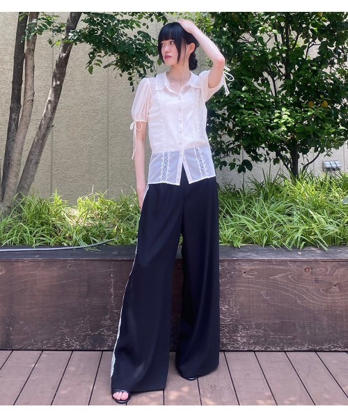 LE CIEL BLEU(ルシェルブルー)の「サイドレーストリムジョガーパンツ/Side Lace-Trim Jogger Pants(その他パンツ・レディース・ブラック/ライトイエロー・36/38)」の21枚目の写真