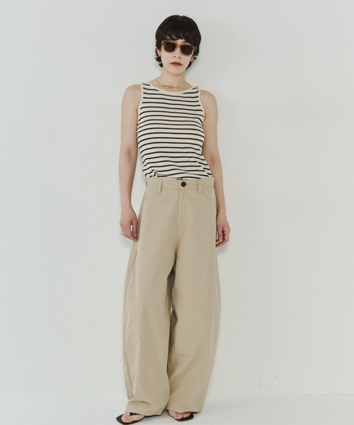 VION（ヴィオン）の「ボーダーニットタンク / Border Knit Tank（タンクトップ・レディース・ブラック/ベージュ・FREE）」の3枚目の写真