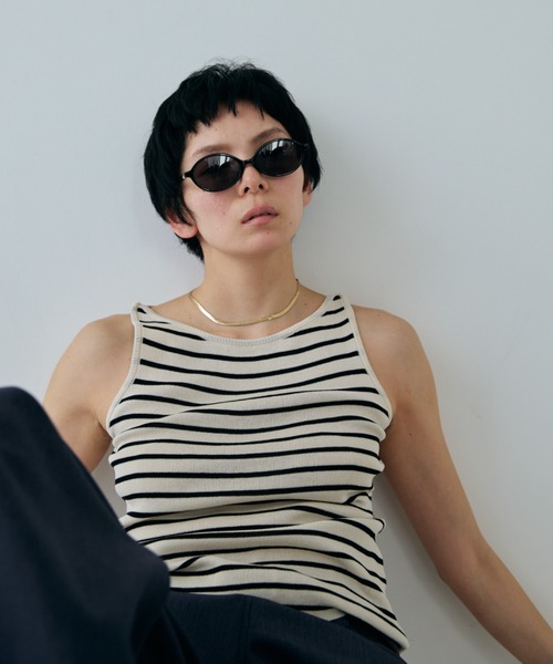 VION（ヴィオン）の「ボーダーニットタンク / Border Knit Tank（タンクトップ・レディース・ブラック/ベージュ・FREE）」の10枚目の写真
