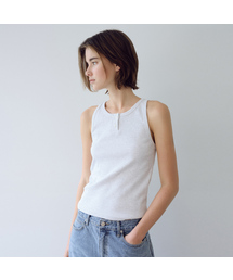 Button sleeveless top