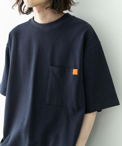 URBAN RESEARCH Sonny Label（アーバンリサーチサニーレーベル）の「カットシアサッカーショートスリーブTシャツ（Tシャツ/カットソー・メンズ・ブラック/ネイビー・MEDIUM/LARGE）」の16枚目の写真