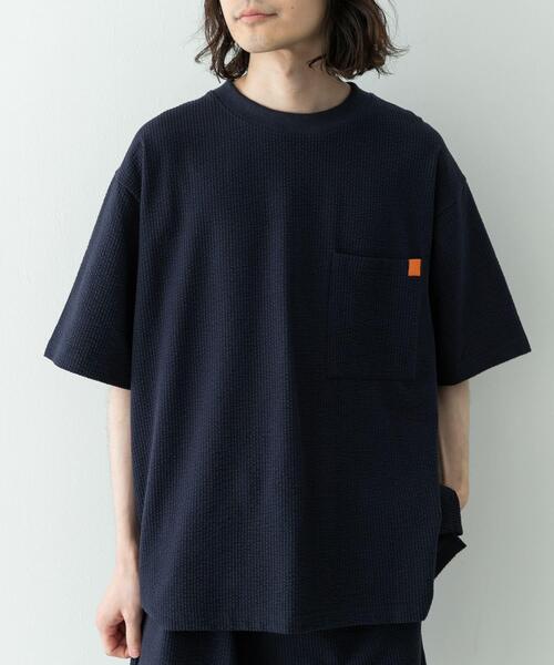 URBAN RESEARCH Sonny Label（アーバンリサーチサニーレーベル）の「カットシアサッカーショートスリーブTシャツ（Tシャツ/カットソー・メンズ・ブラック/ネイビー・MEDIUM/LARGE）」の18枚目の写真