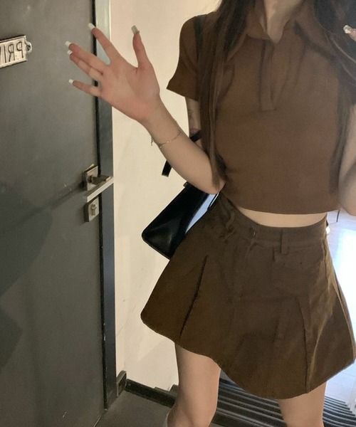 meJane（ミージェーン）の「クロップド丈 スキッパーポロTシャツ（Tシャツ/カットソー・レディース・ピンク/テラコッタ/ブラック/ホワイト・FREE）」の4枚目の写真