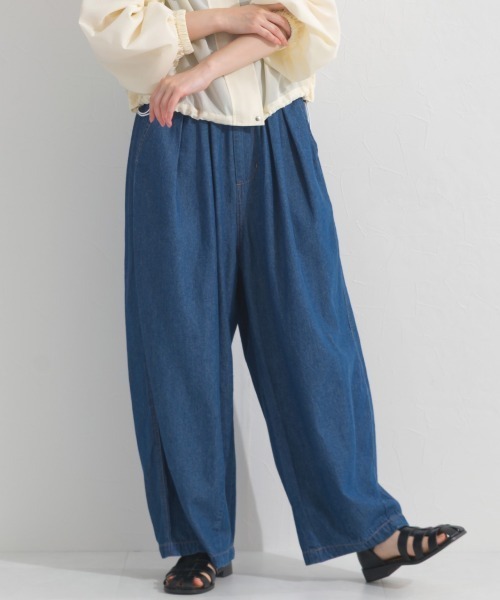 OMNES(オムネス)の「ウォッシュ加工 デニムサーカスバルーンパンツ(デニムパンツ・レディース・インディゴブルー/キナリ/ブルー・LARGE/MEDIUM/X-LARGE)」の3枚目の写真