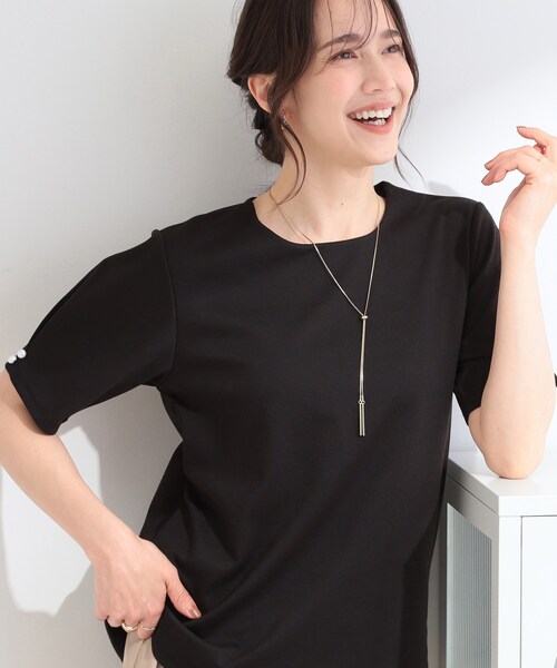 SHOO・LA・RUE（シューラルー）の「【2点セット/洗濯機可/S-LL】お袖パールがアクセント ネックレス付きトップス（Tシャツ/カットソー・レディース・ピンク系その他/ベージュ/ブラック/オフホワイト・04/03/01/02）」の2枚目の写真