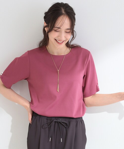 SHOO・LA・RUE（シューラルー）の「【2点セット/洗濯機可/S-LL】お袖パールがアクセント ネックレス付きトップス（Tシャツ/カットソー・レディース・ピンク系その他/ベージュ/ブラック/オフホワイト・04/03/01/02）」の18枚目の写真