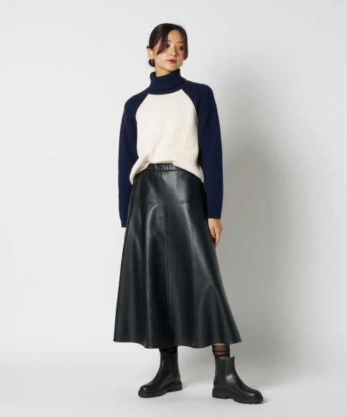 HELIOPOLE（エリオポール）の「SYNTHETIC LEATHER FLARE SKIRT / シンセティックレザー フレアスカート（スカート・レディース・ダークブラウン/ブラック・36/38）」の18枚目の写真