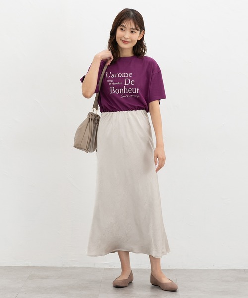 Honeys(ハニーズ)の「サテンロングスカート(スカート・レディース・チャコール/ブラック/グレイッシュベージュ・3L/L/LL/M/S)」の6枚目の写真