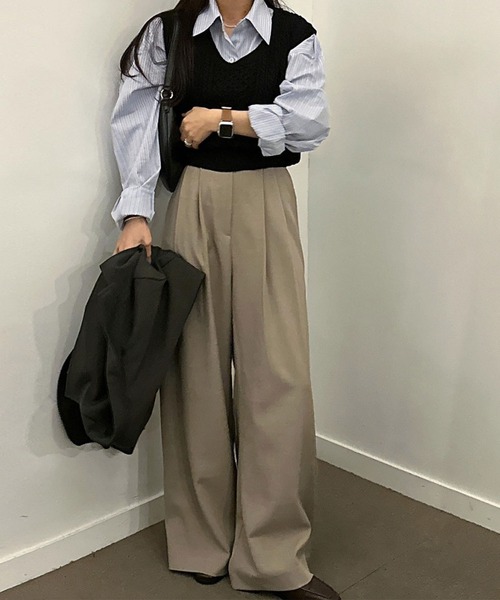 Girly Doll(ガーリードール)の「ケーブルニットベスト(ニット/セーター・レディース・ブラック/ベージュ・F)」の18枚目の写真