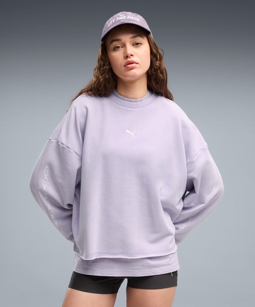 PUMA(プーマ)の「PUMA プーマ ウィメンズ ラン カルチャー コレクティブ オーバーサイズ ウ(スウェット・レディース・ブラック/ラベンダー・LARGE/MEDIUM/SMALL/X-LARGE)」の2枚目の写真