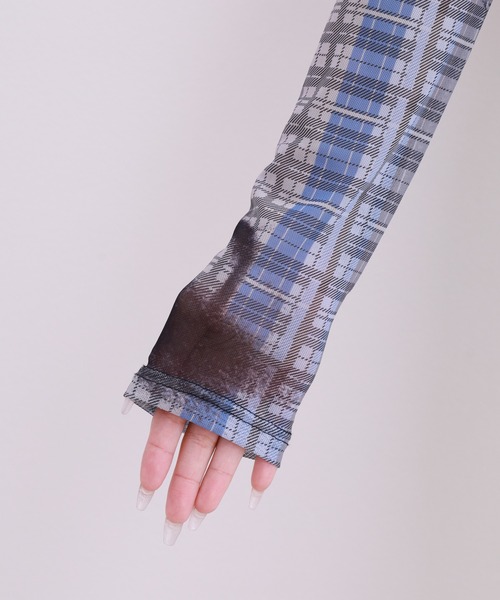 crossi(クロッシー)の「メッシュパッチワークレース切替プルオーバー 長袖(Tシャツ/カットソー・レディース・ブルー・FREE)」の10枚目の写真