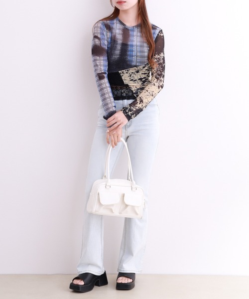crossi(クロッシー)の「メッシュパッチワークレース切替プルオーバー 長袖(Tシャツ/カットソー・レディース・ブルー・FREE)」の7枚目の写真
