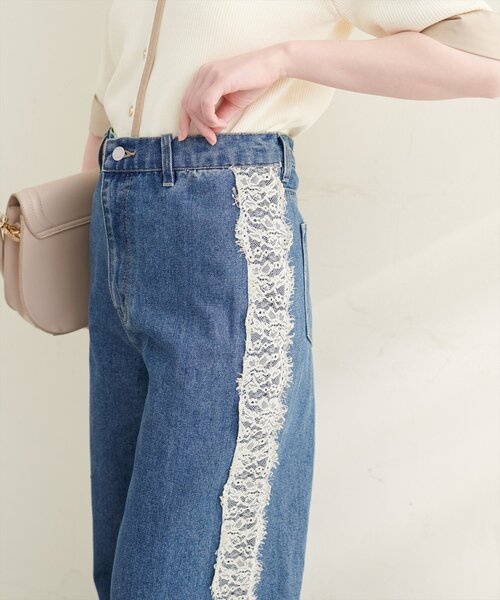 natural couture(ナチュラルクチュール)の「12OZデニム脇レースパンツ(デニムパンツ・レディース・ブルー/サックスブルー・MEDIUM)」の11枚目の写真