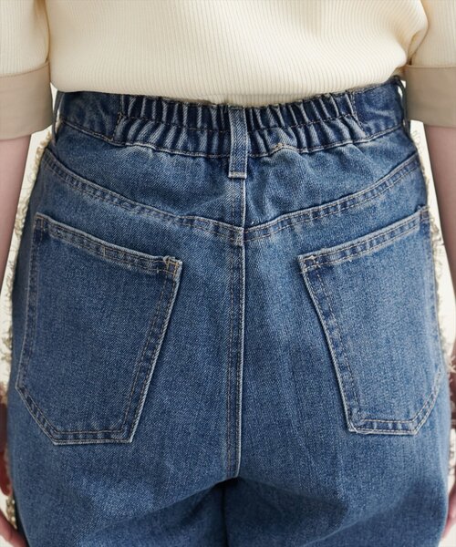 natural couture(ナチュラルクチュール)の「12OZデニム脇レースパンツ(デニムパンツ・レディース・ブルー/サックスブルー・MEDIUM)」の19枚目の写真