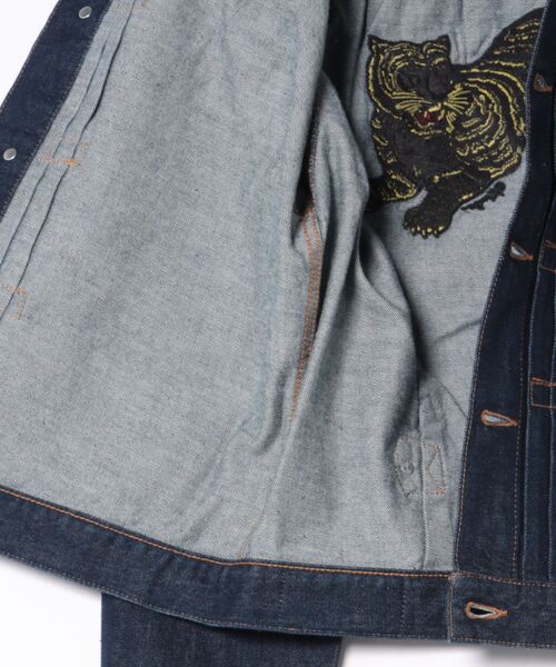 KENZO(ケンゾー)の「KENZO JUMPING TIGER PLEATED TRUCKER JACKET(デニムジャケット・メンズ・ブルー系その他7・MEDIUM/LARGE/SMALL)」の3枚目の写真