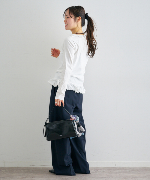 U by SPICK&SPAN（ユーバイスピックアンドスパン）の「《追加》フリルミディカットトップス（Tシャツ/カットソー・レディース・ホワイト/ブラック・FREE）」の21枚目の写真