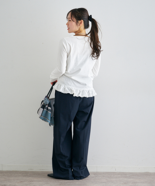 U by SPICK&SPAN（ユーバイスピックアンドスパン）の「《追加》フリルミディカットトップス（Tシャツ/カットソー・レディース・ホワイト/ブラック・FREE）」の22枚目の写真
