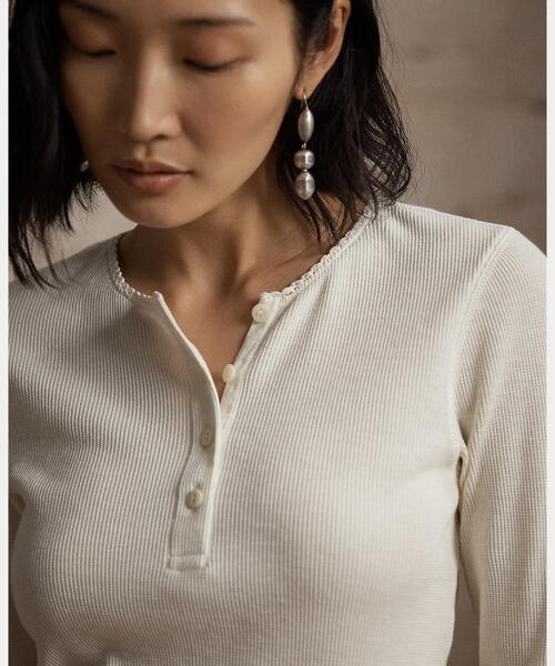 RRL(ダブル アール エル)の「ストレッチ ワッフルニット ヘンリーネック シャツ(Tシャツ/カットソー・レディース・ナチュラル・3/4/2/1)」の5枚目の写真