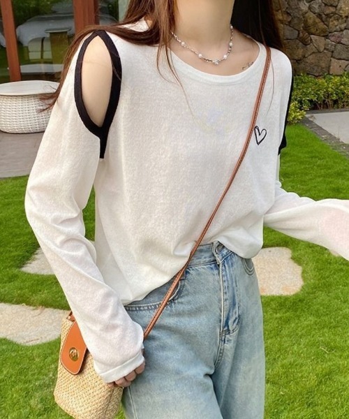 Ritzy(リッツィー)の「ハートプリント配色肩抜きシアー長袖トップス(Tシャツ/カットソー・レディース・ホワイト/ベージュ/ピンク/ミント・FREE)」の22枚目の写真